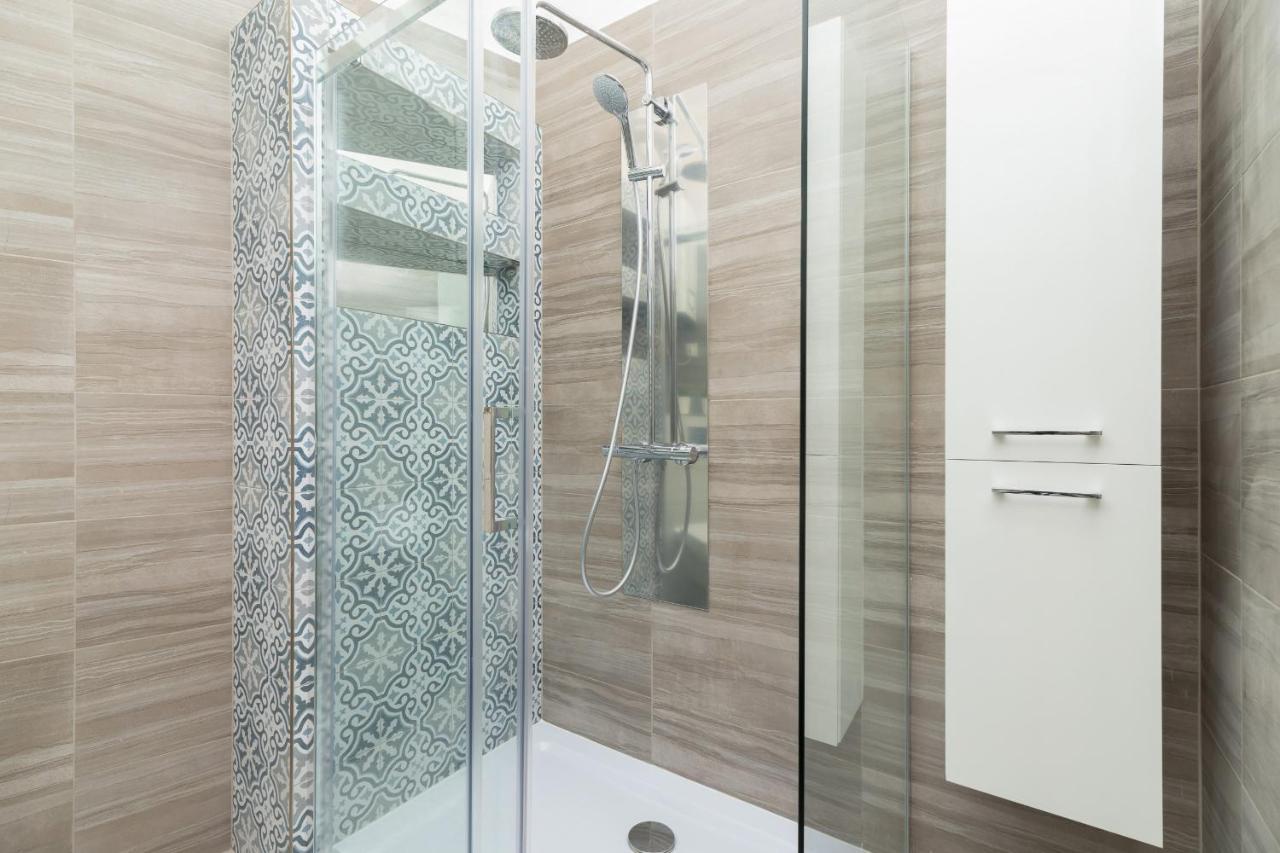 Perla Starego Miasta Kamienica Czapskich By Noclegi Renters Krakau Exterior foto